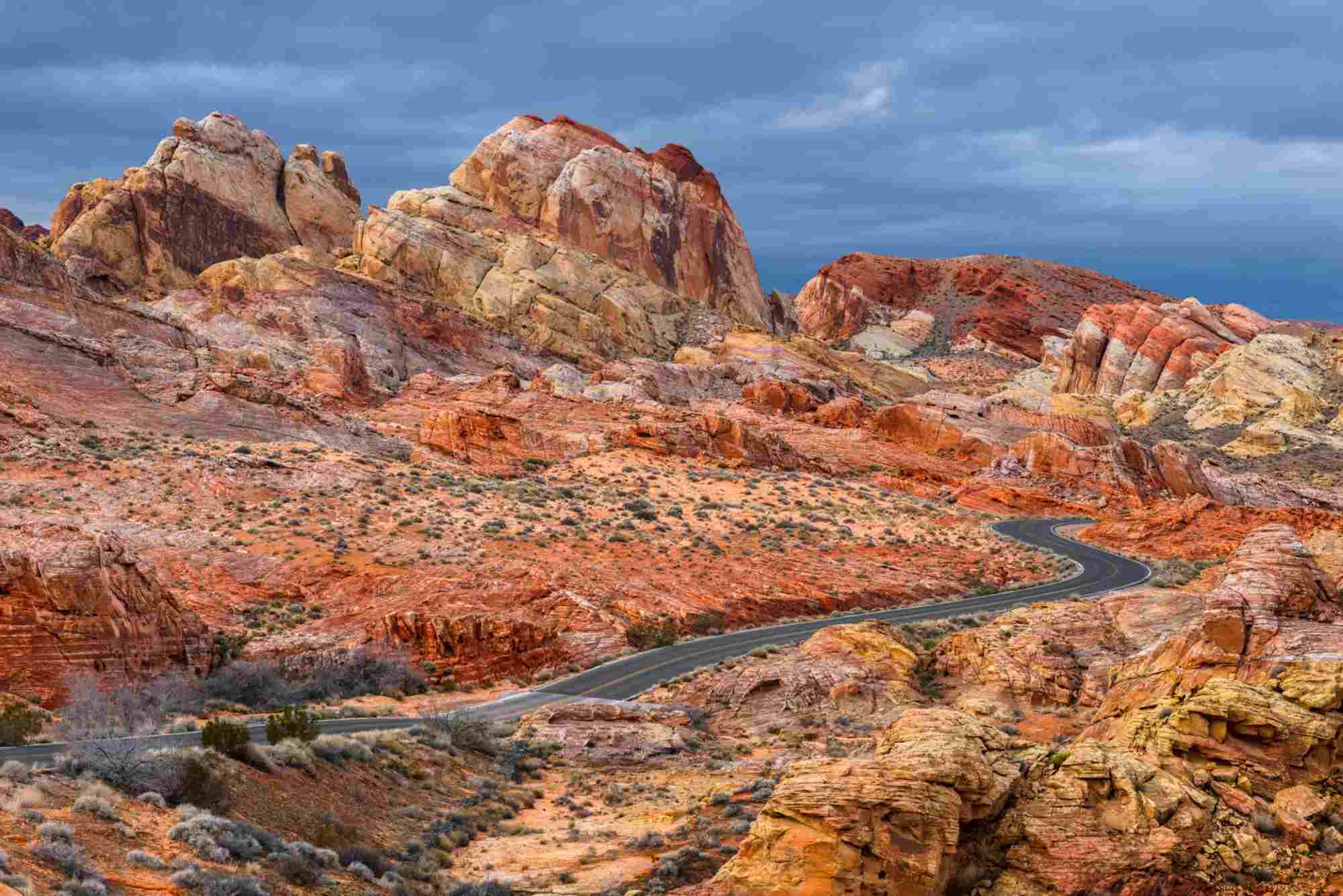7 Best Hikes Near Las Vegas You Can Do This Weekend