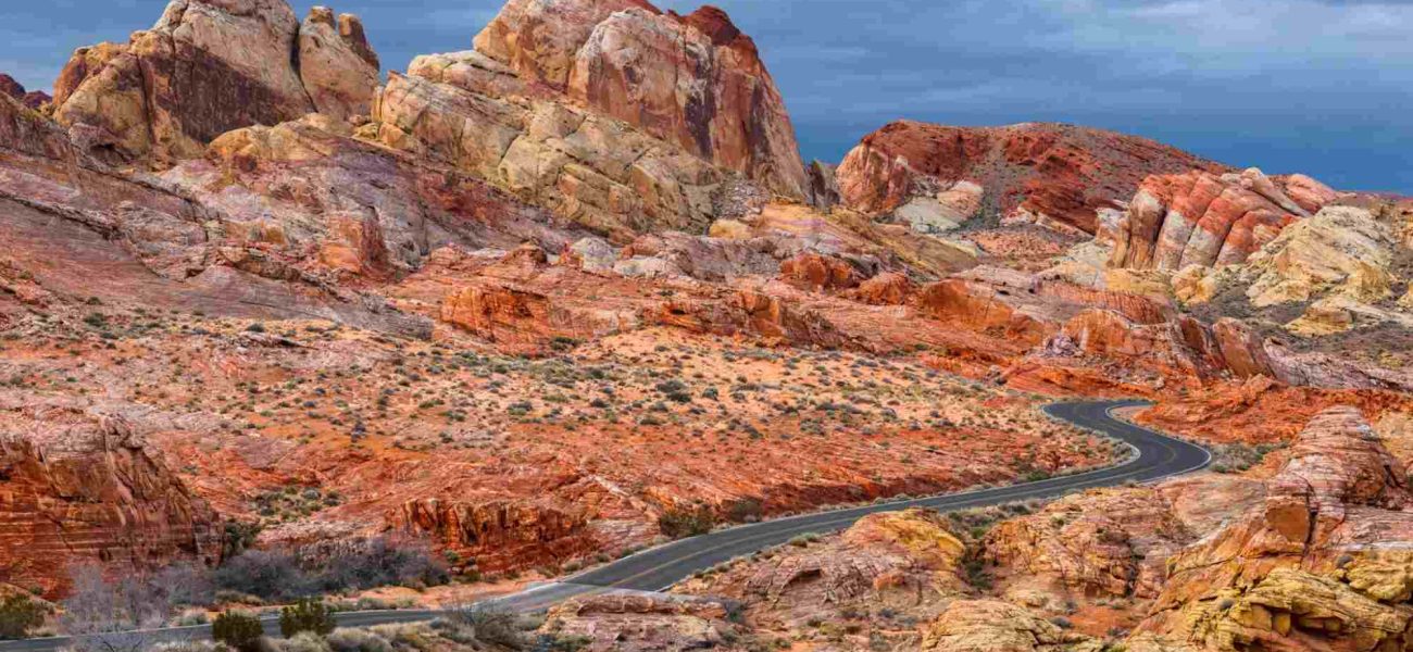 7 Best Hikes Near Las Vegas You Can Do This Weekend
