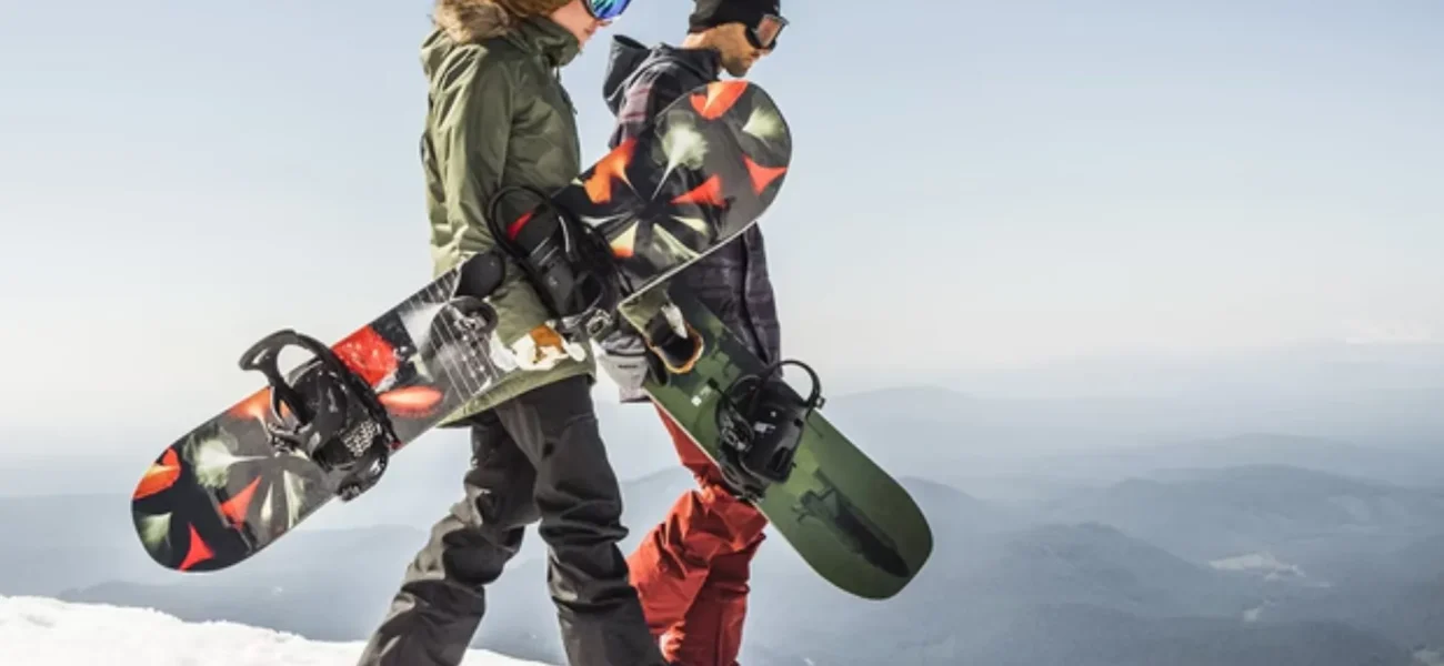 How to select snowboard brands clothing for different travel destinations