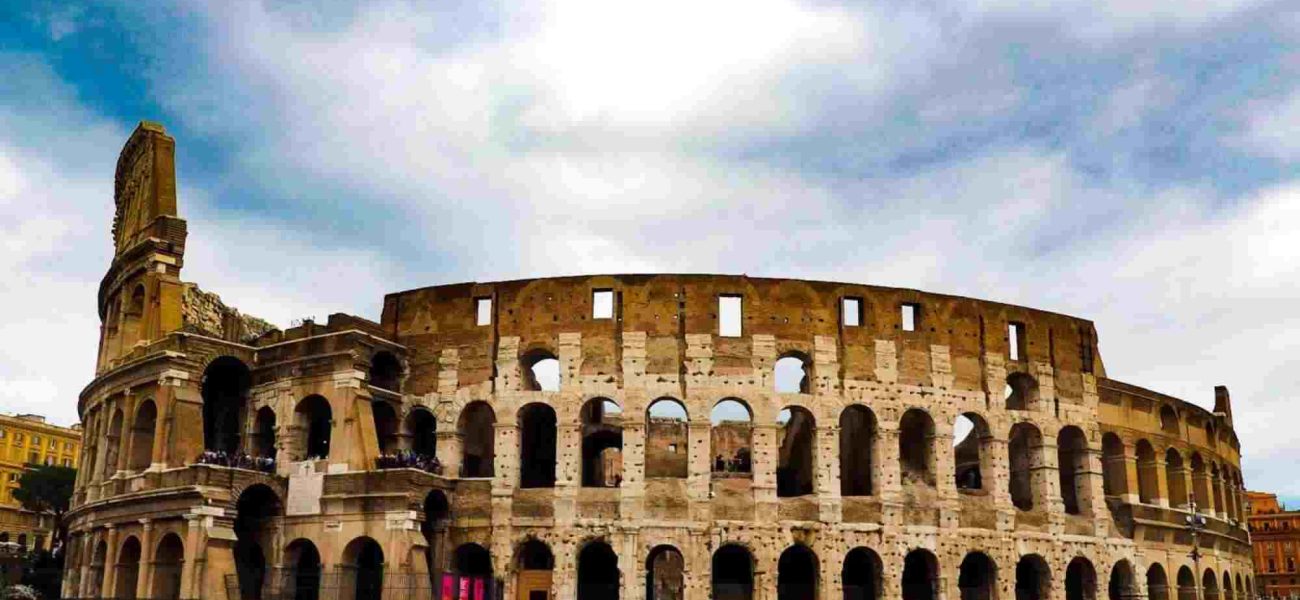 Italy Rome: Colosseum District Buys And Bites